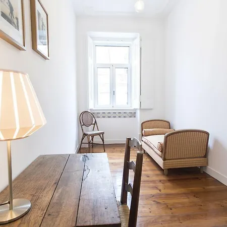 Lovelystay Charming Arroios Διαμέρισμα *